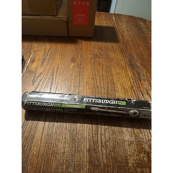Pittsburgh Pro 1/2" Drive Click Torque Wrench 20–150 ft-lbs w/ Case & Paperwork - Picture 1 of 6